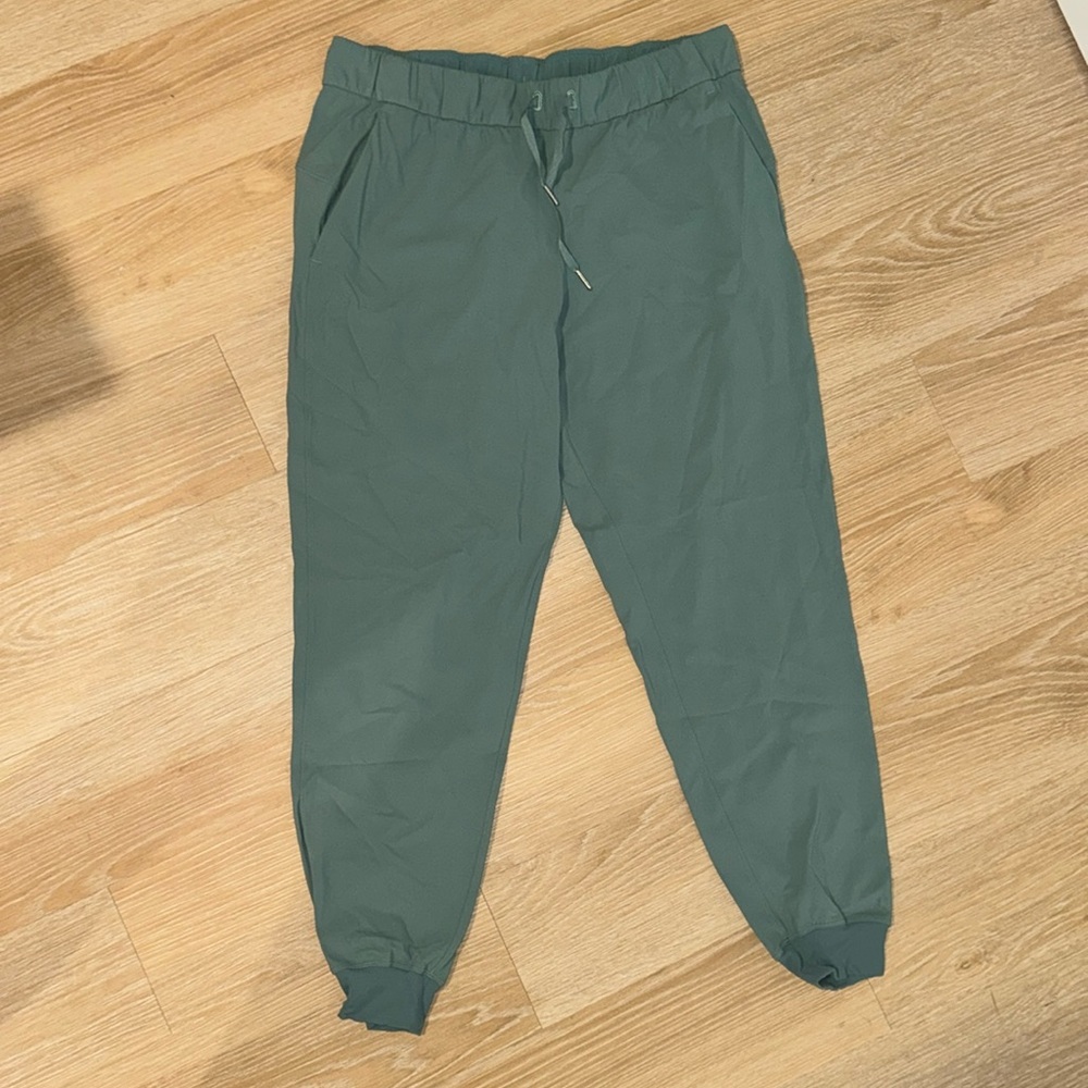 Lululemon joggers